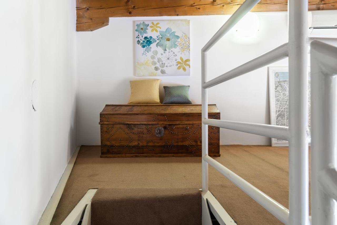 A Casa Nuccia Mansarda By Holiday Solutions Комо Екстериор снимка