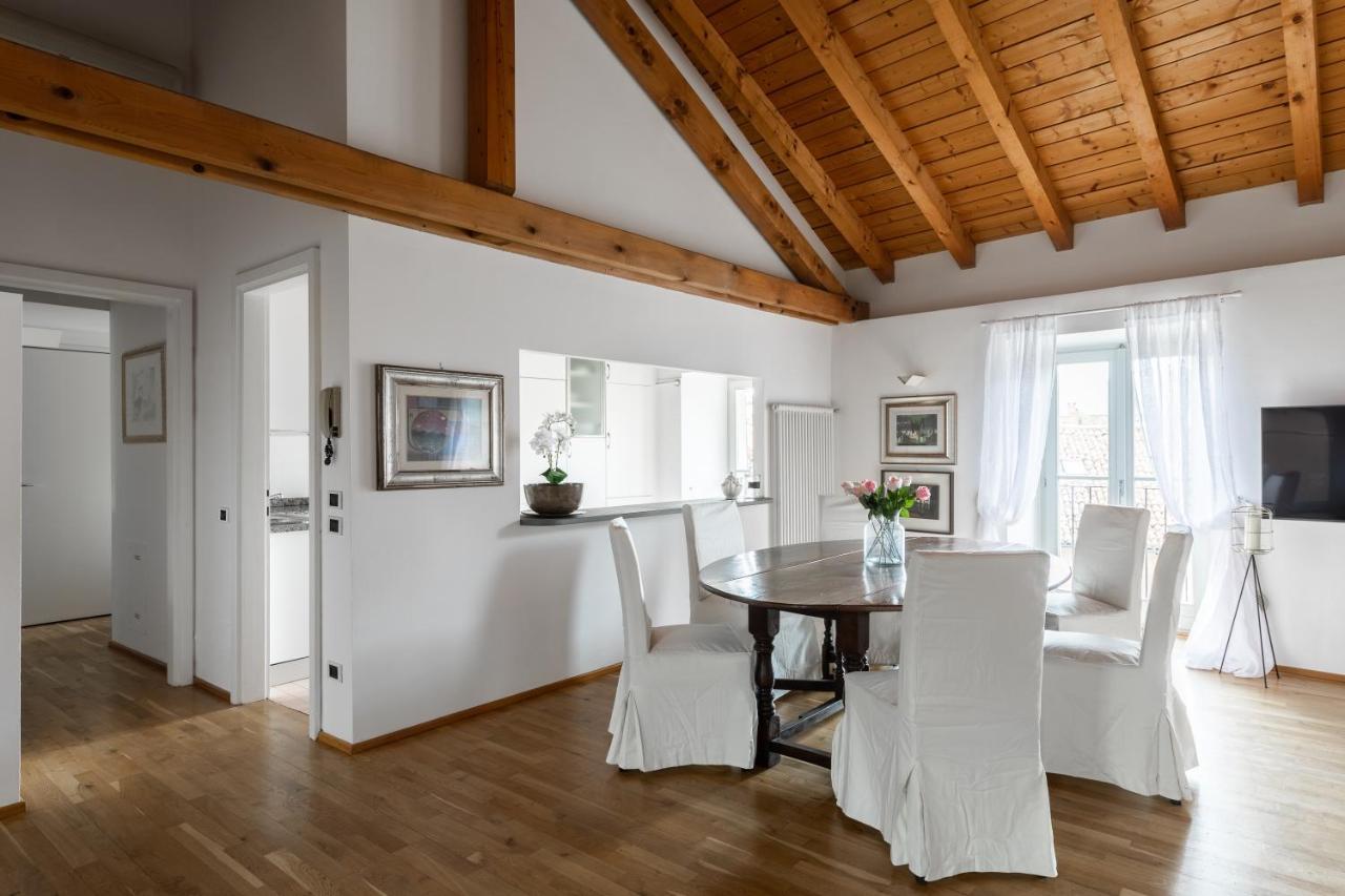 A Casa Nuccia Mansarda By Holiday Solutions Комо Екстериор снимка
